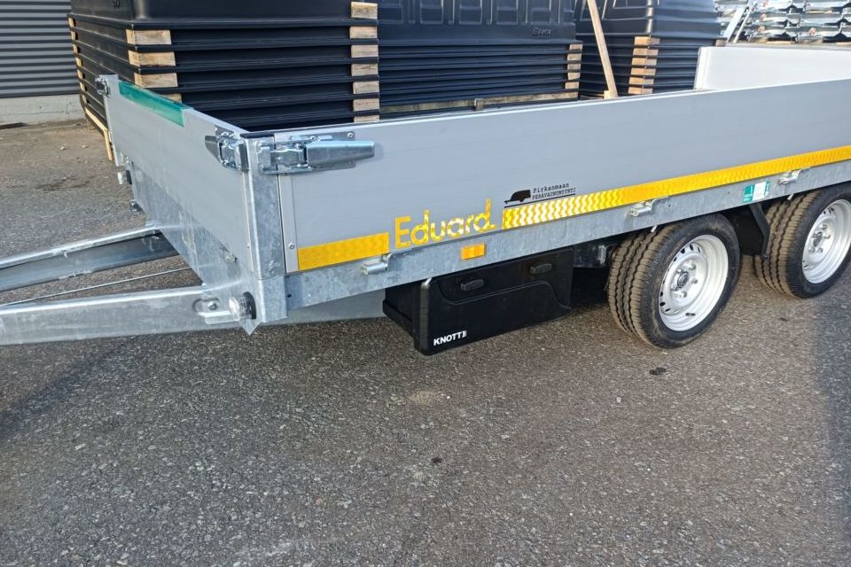 eduard knott liinalaatikko e1662989629402.jpg